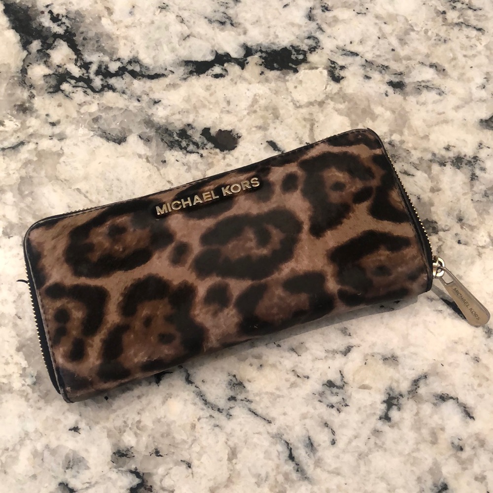 Michael Kora Continental Zip Wallet
